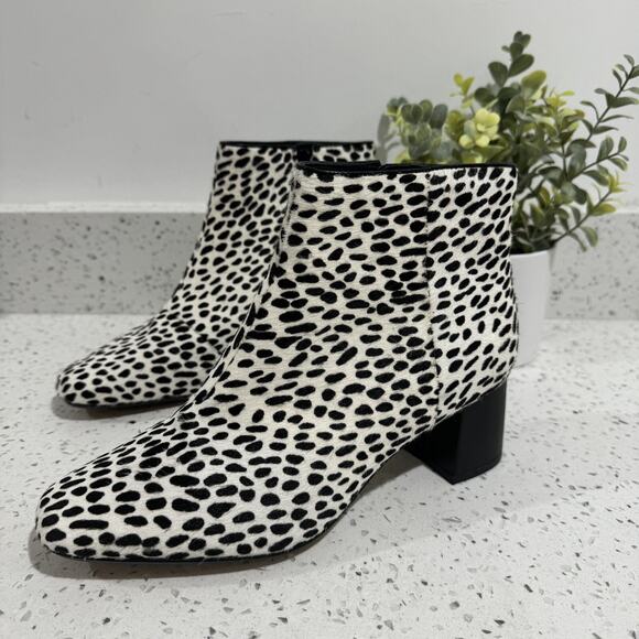 Clark’s Calf Hair Spotted Ankle Booties Size 8 - Picture 1 of 4